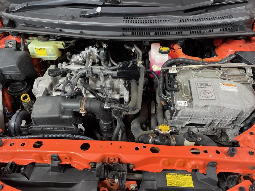 Photo '13' of Toyota Aqua Photo '13' of Toyota Aqua