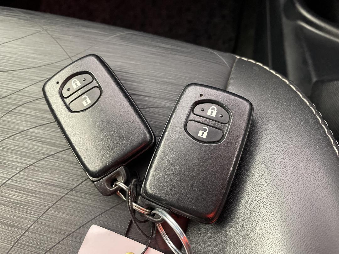 Photo '22' of Toyota Aqua Photo '22' of Toyota Aqua