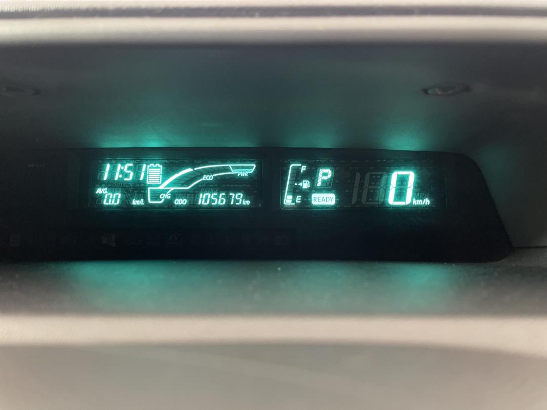 Photo '21' of Toyota Aqua Photo '21' of Toyota Aqua