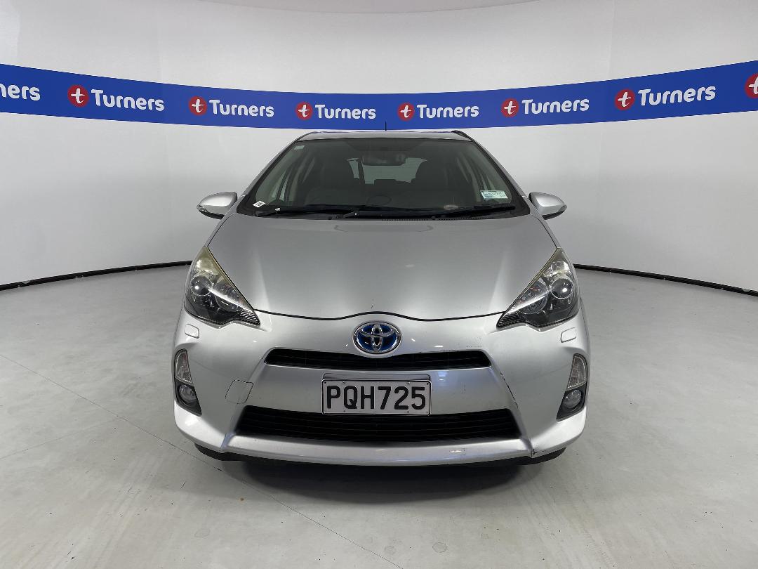 Photo '2' of Toyota Aqua