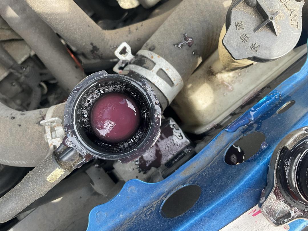 Photo '8' of Toyota Aqua Photo '8' of Toyota Aqua