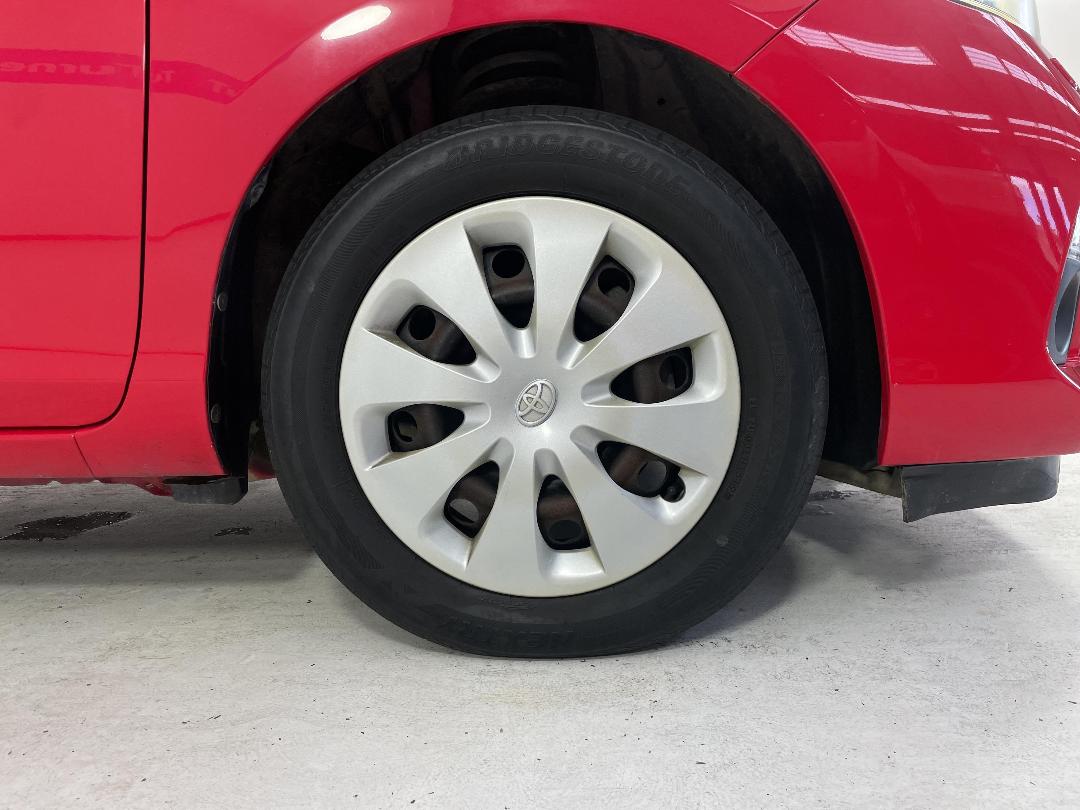 Photo '9' of Toyota Aqua