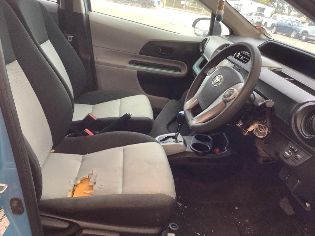 Photo '7' of Toyota Aqua Photo '7' of Toyota Aqua