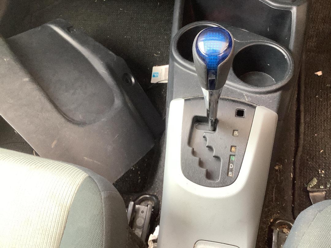 Photo '15' of Toyota Aqua Photo '15' of Toyota Aqua