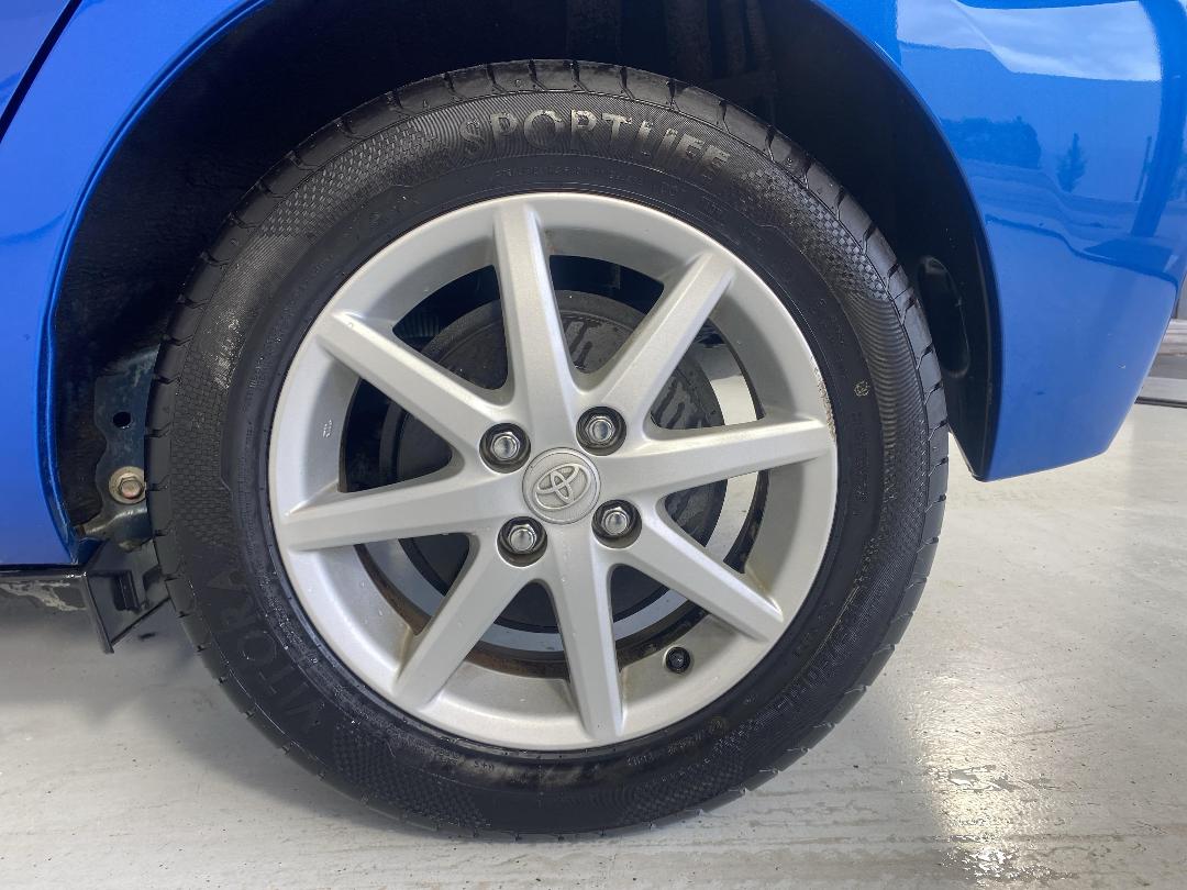 Photo '11' of Toyota Aqua Photo '11' of Toyota Aqua