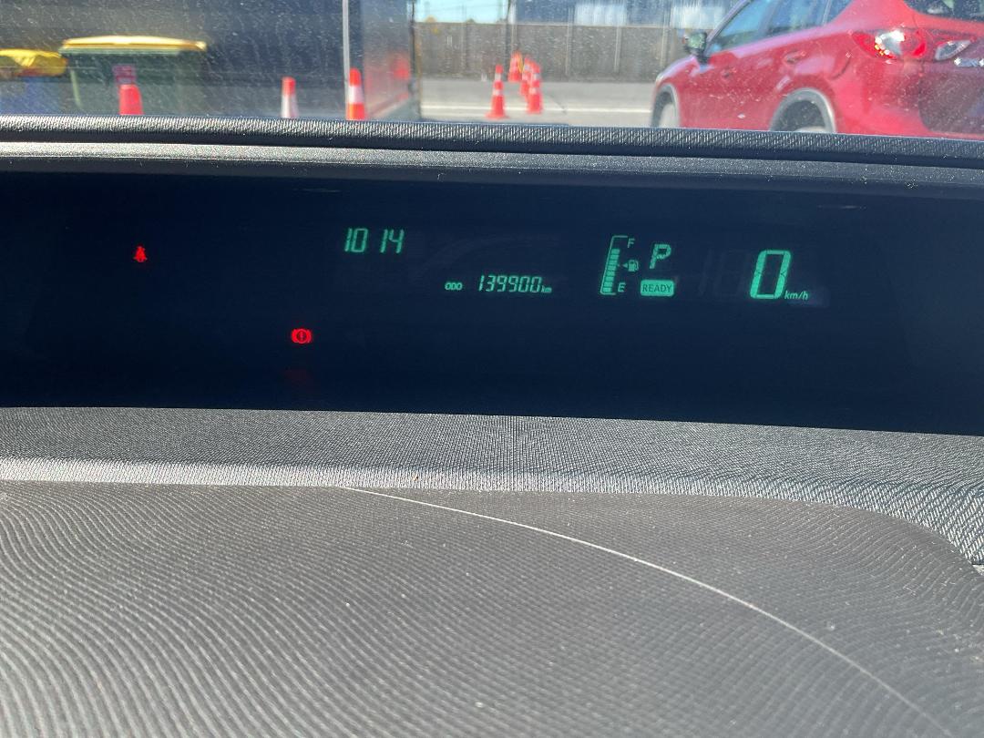 Photo '11' of Toyota Aqua Hybrid Photo '11' of Toyota Aqua Hybrid