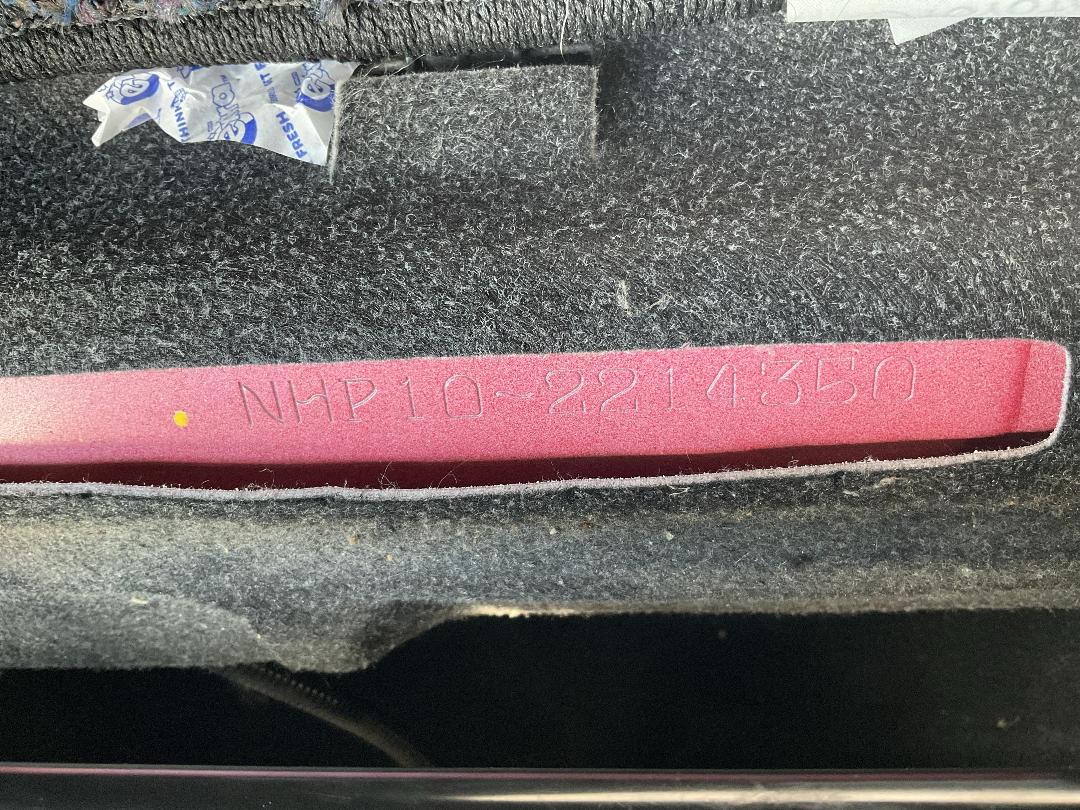 Photo '16' of Toyota Aqua Hybrid Photo '16' of Toyota Aqua Hybrid