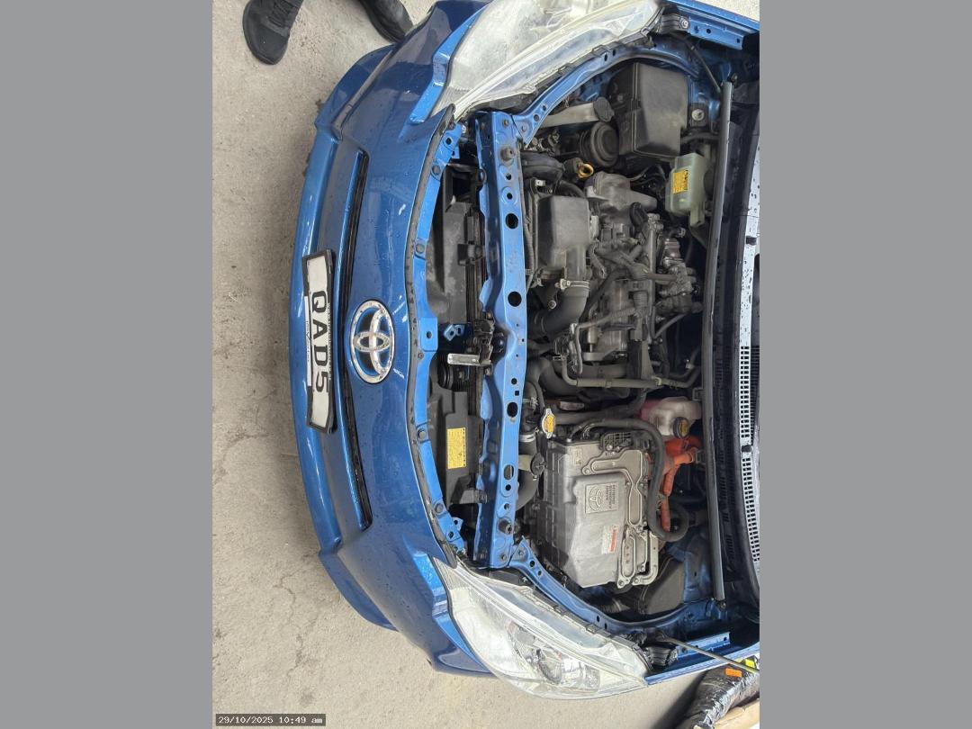 Photo '3' of Toyota Aqua Photo '3' of Toyota Aqua