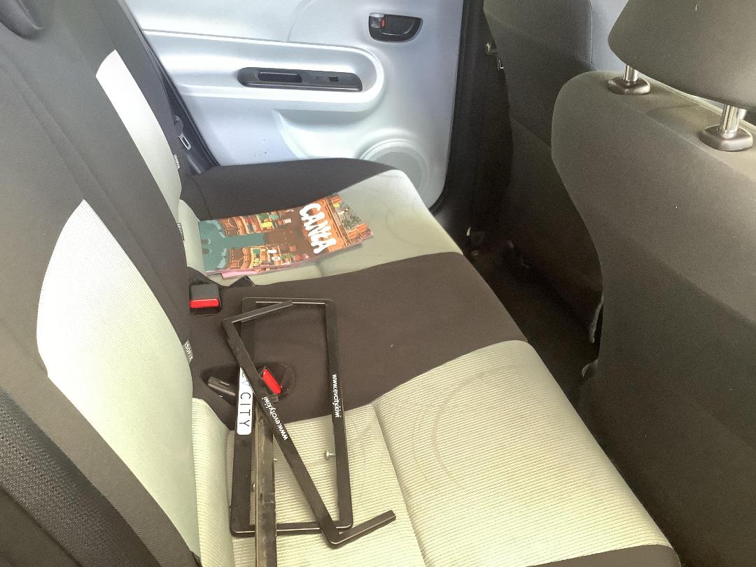 Photo '11' of Toyota Aqua Photo '11' of Toyota Aqua