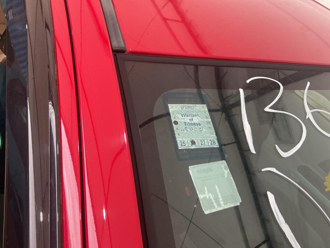 Photo '12' of Toyota Aqua Hybrid