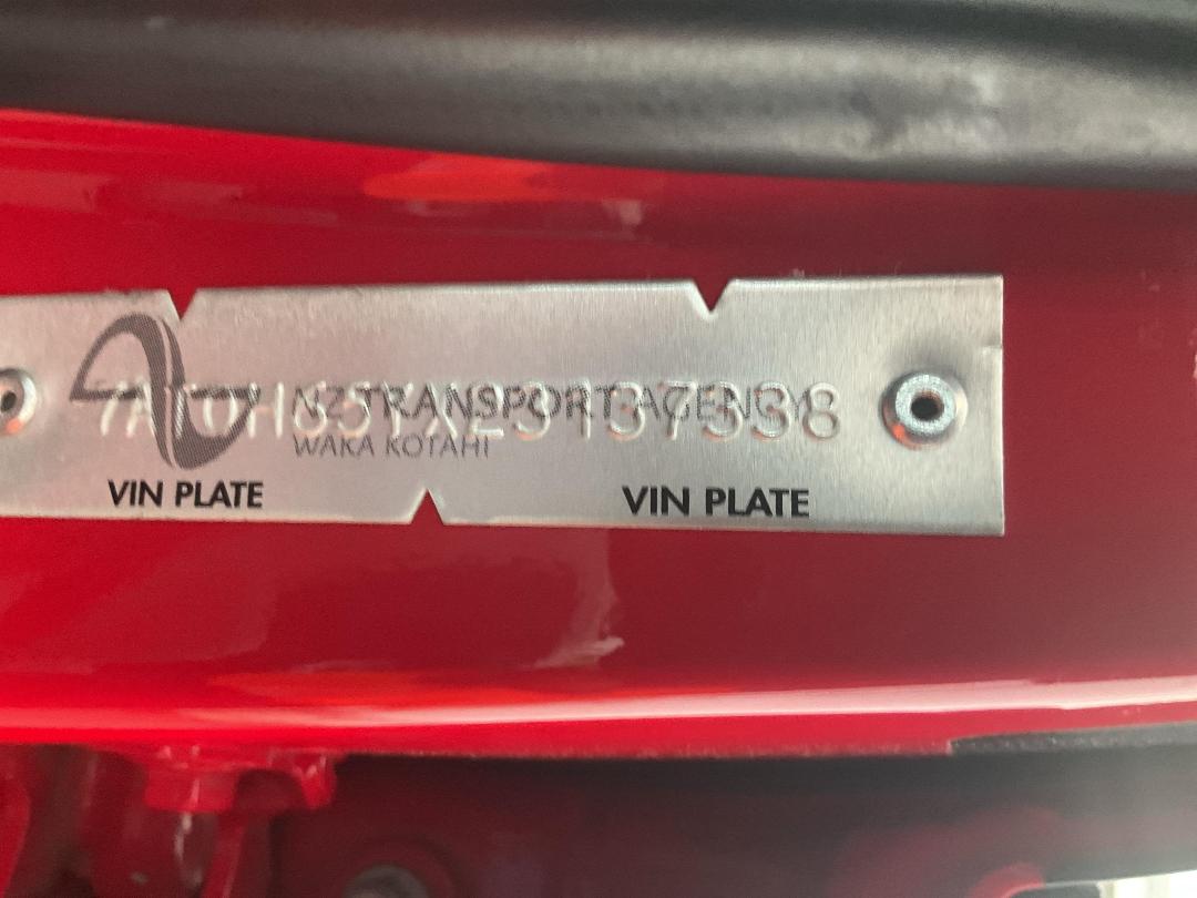 Photo '15' of Toyota Aqua Hybrid