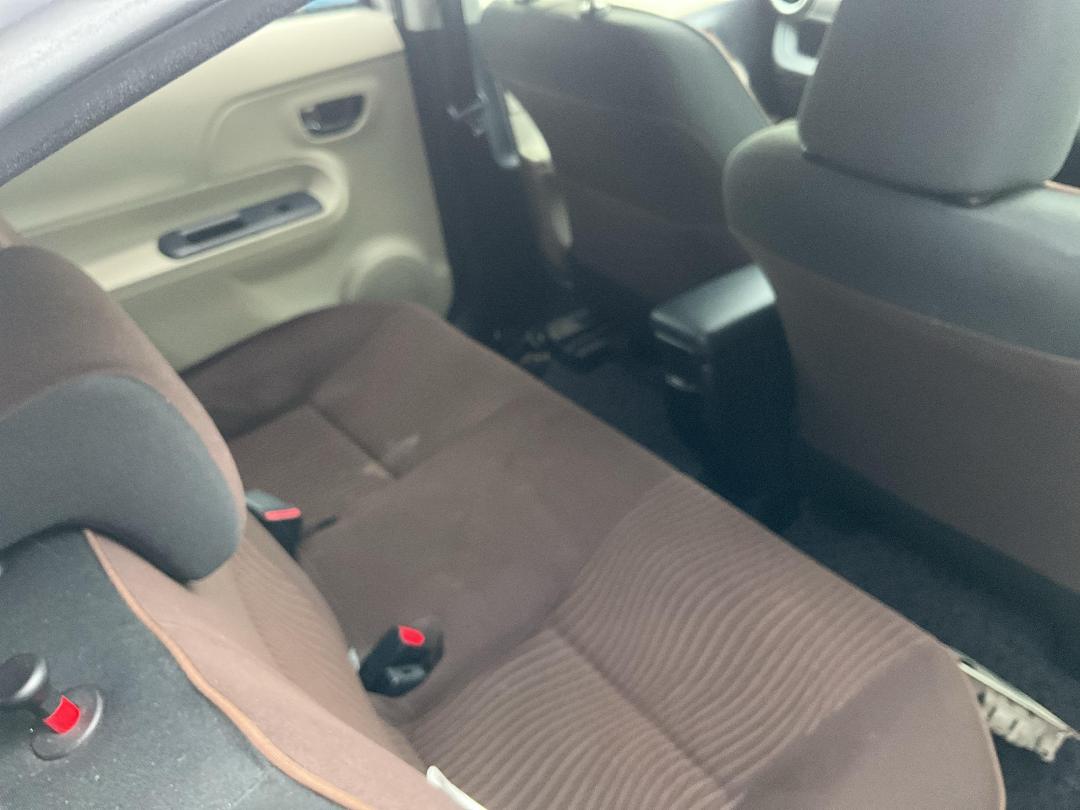 Photo '9' of Toyota Aqua Photo '9' of Toyota Aqua