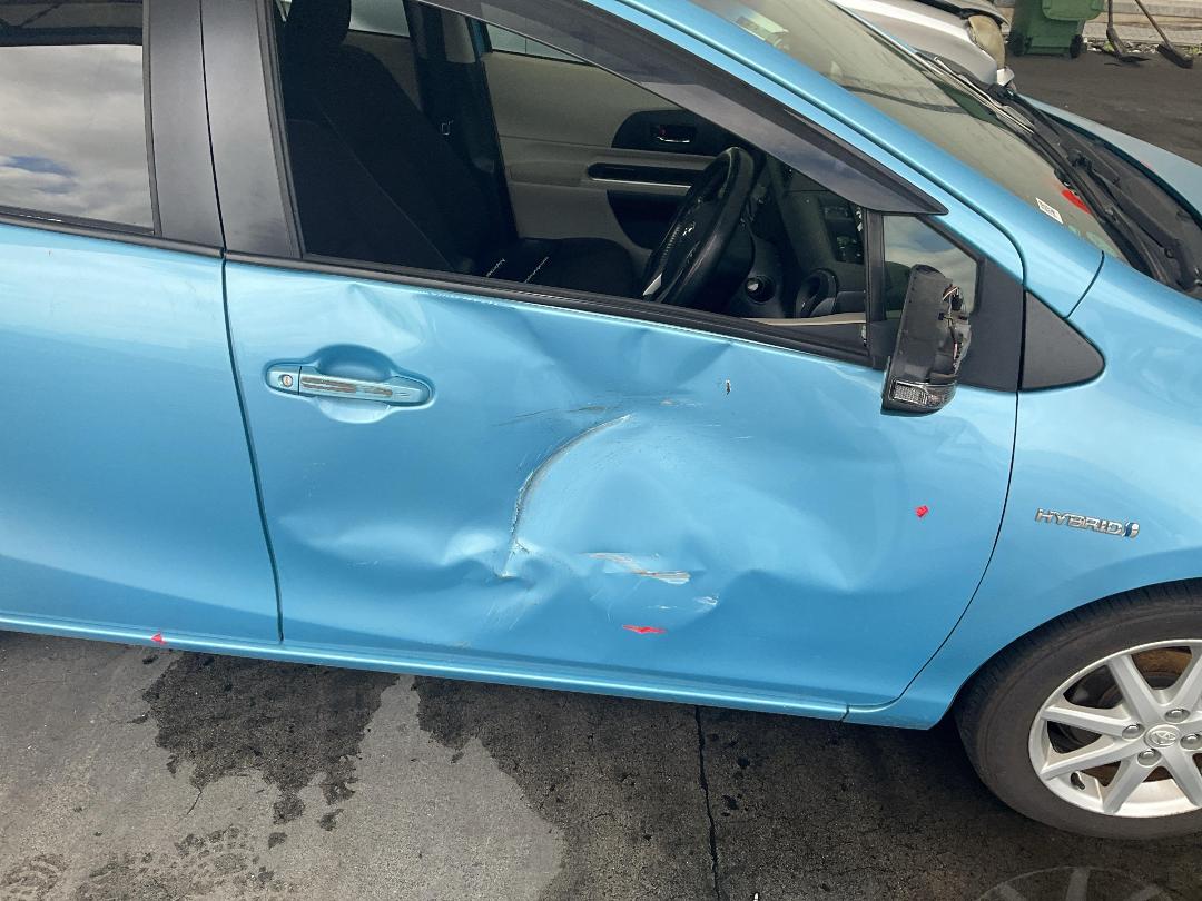 Photo '3' of Toyota Aqua