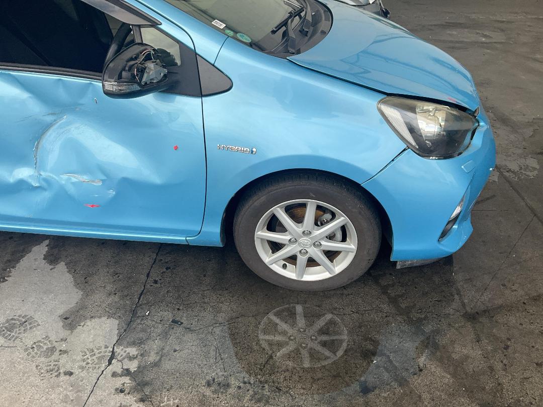 Photo '2' of Toyota Aqua