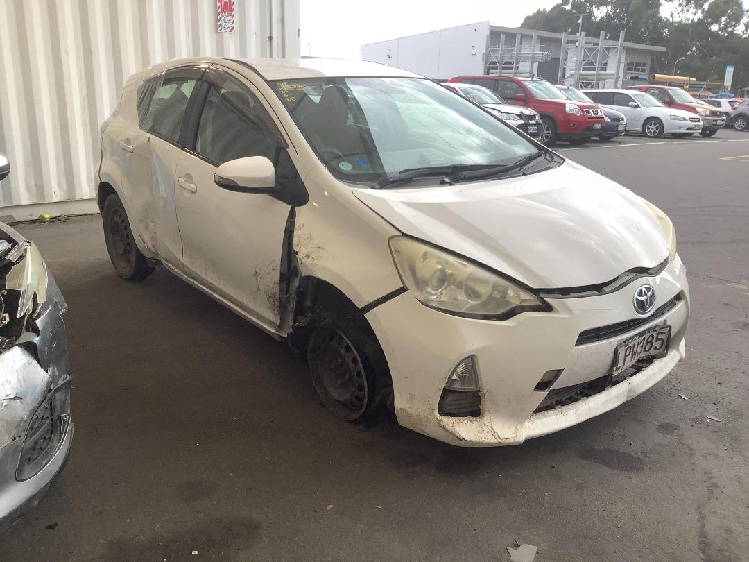 Photo '2' of Toyota Aqua