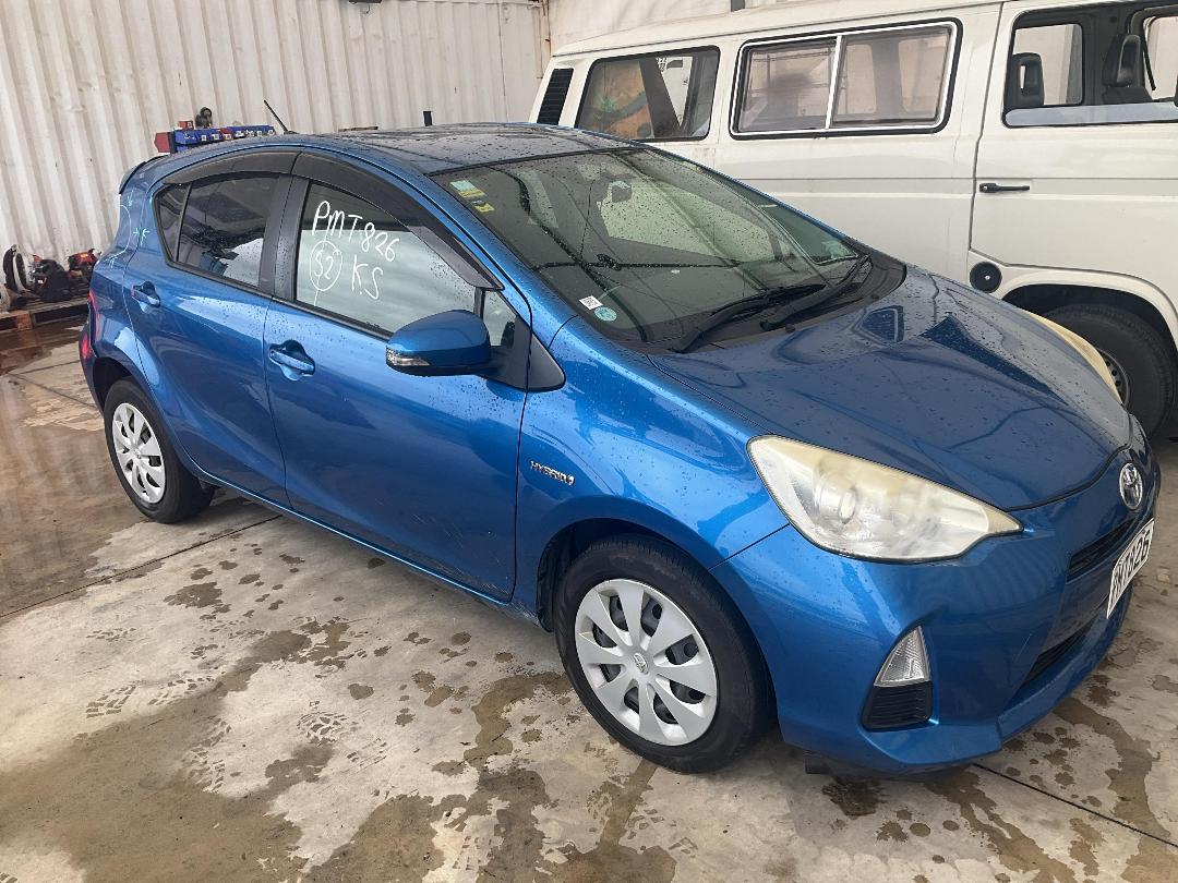 Photo '6' of Toyota Aqua Photo '6' of Toyota Aqua