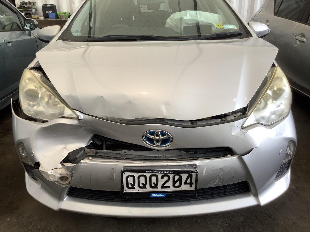 Photo '2' of Toyota Aqua Photo '2' of Toyota Aqua