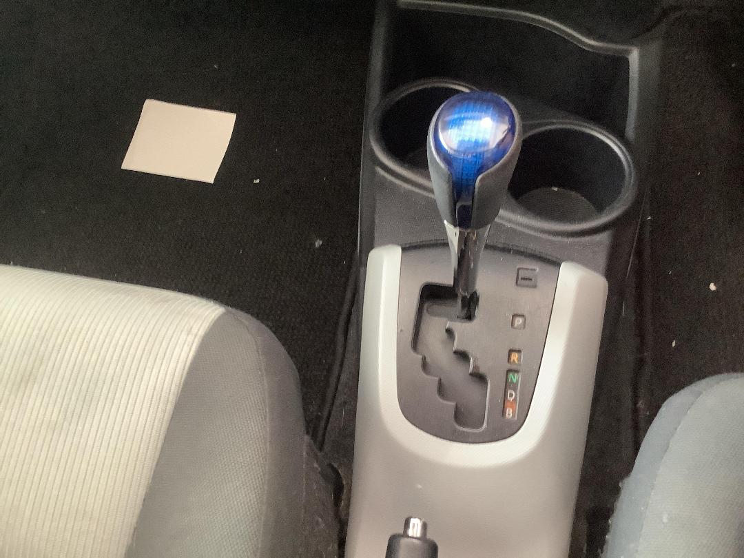 Photo '15' of Toyota Aqua Photo '15' of Toyota Aqua