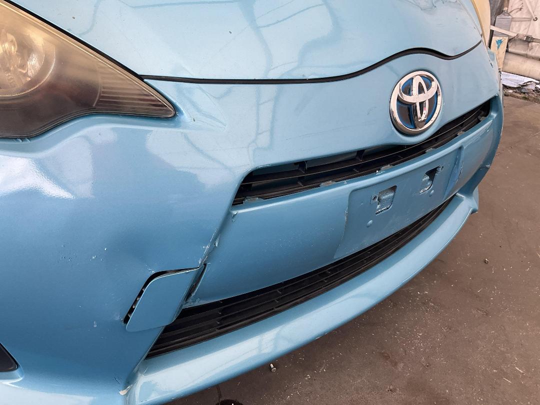 Photo '4' of Toyota Aqua Hybrid Photo '4' of Toyota Aqua Hybrid