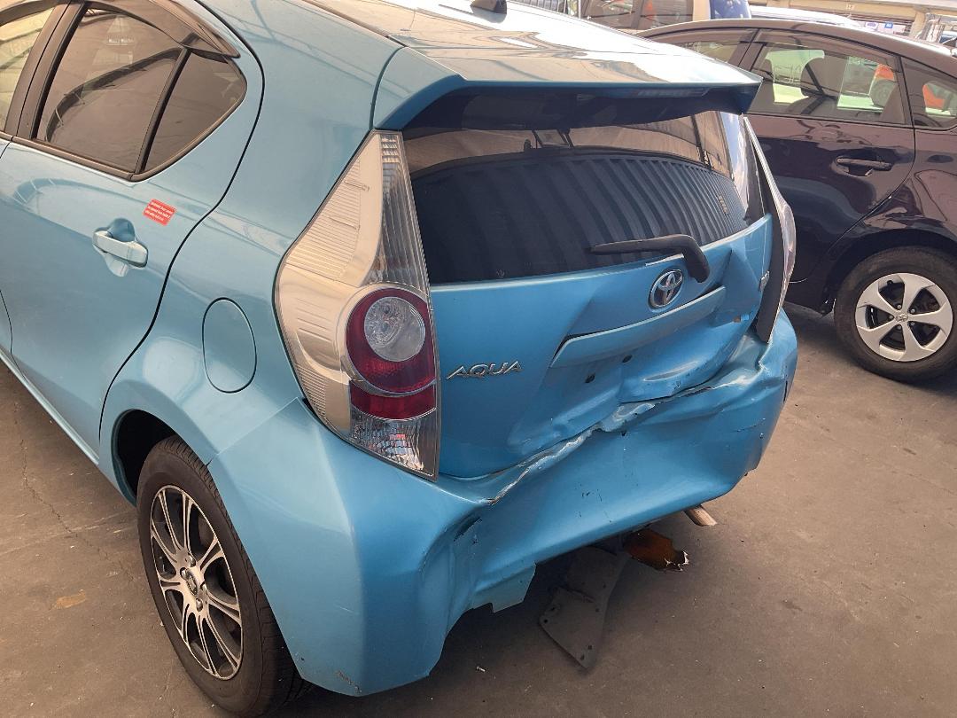 Photo '13' of Toyota Aqua Hybrid Photo '13' of Toyota Aqua Hybrid