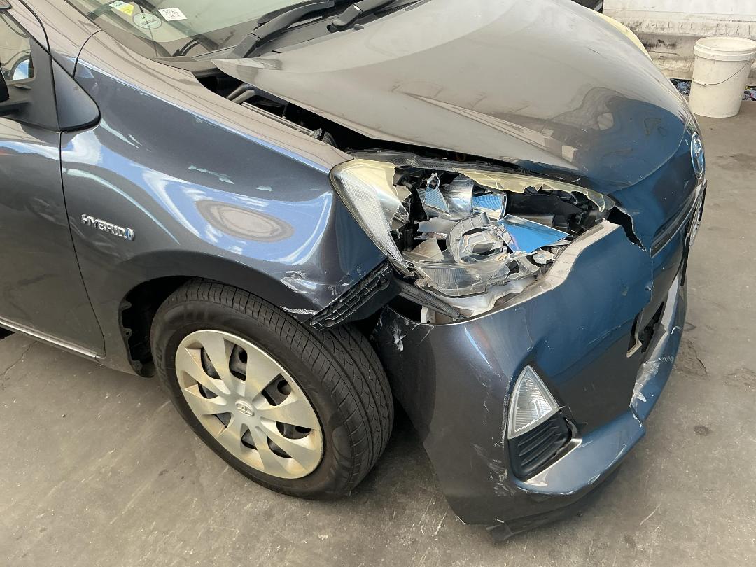 Photo '15' of Toyota Aqua Hybrid Photo '15' of Toyota Aqua Hybrid