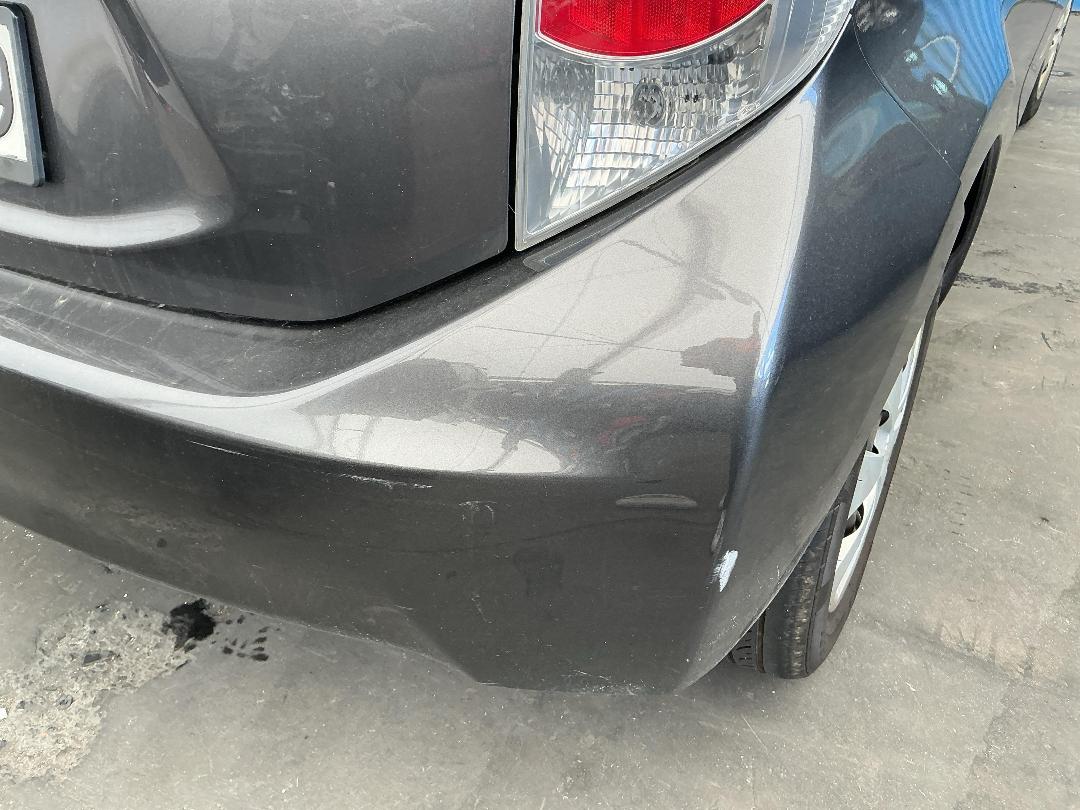 Photo '23' of Toyota Aqua Hybrid Photo '23' of Toyota Aqua Hybrid