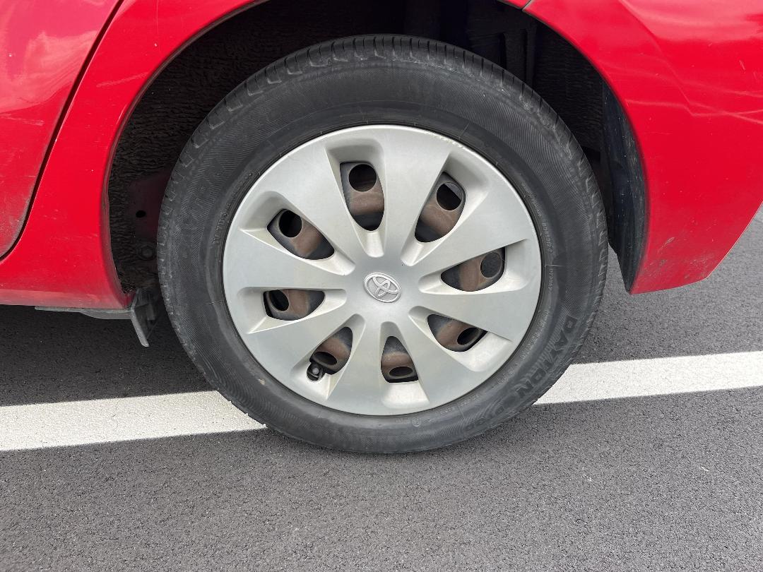 Photo '11' of Toyota Aqua Photo '11' of Toyota Aqua