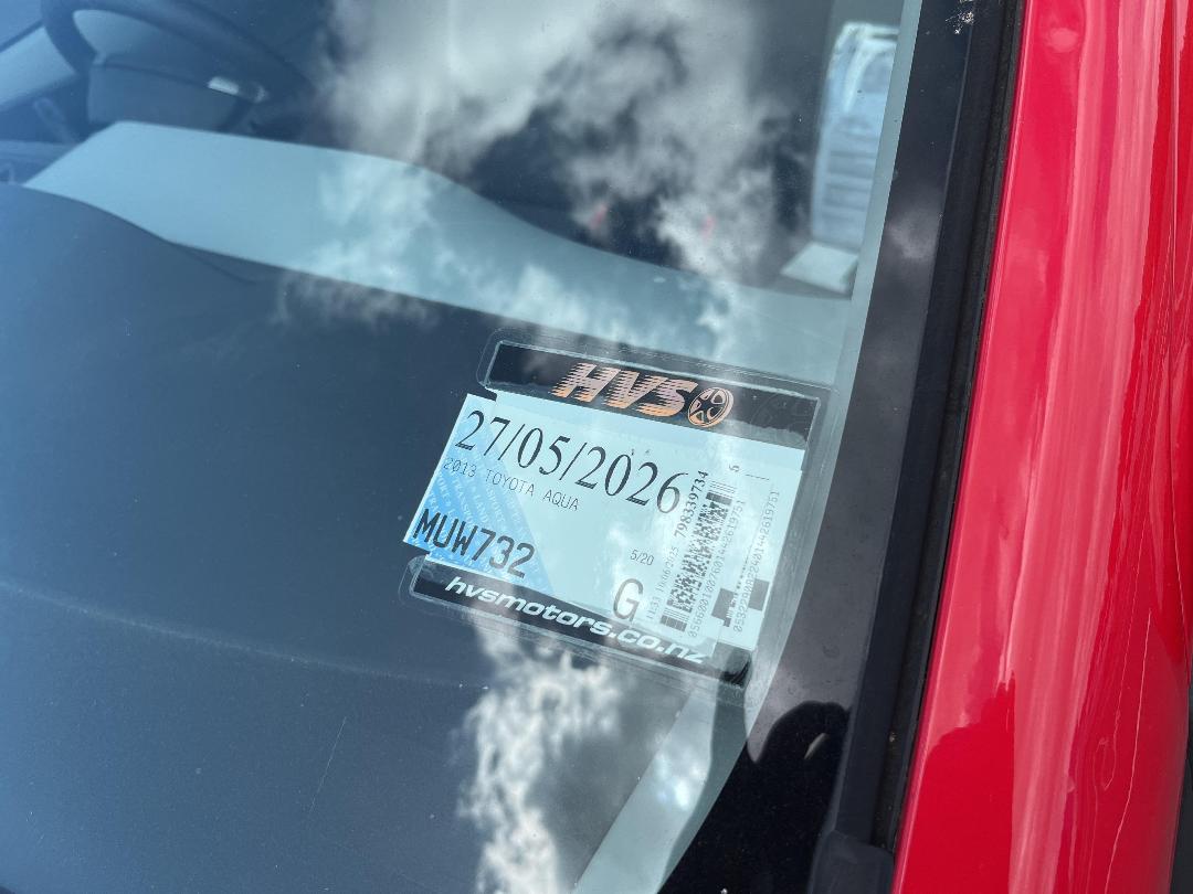 Photo '22' of Toyota Aqua Photo '22' of Toyota Aqua