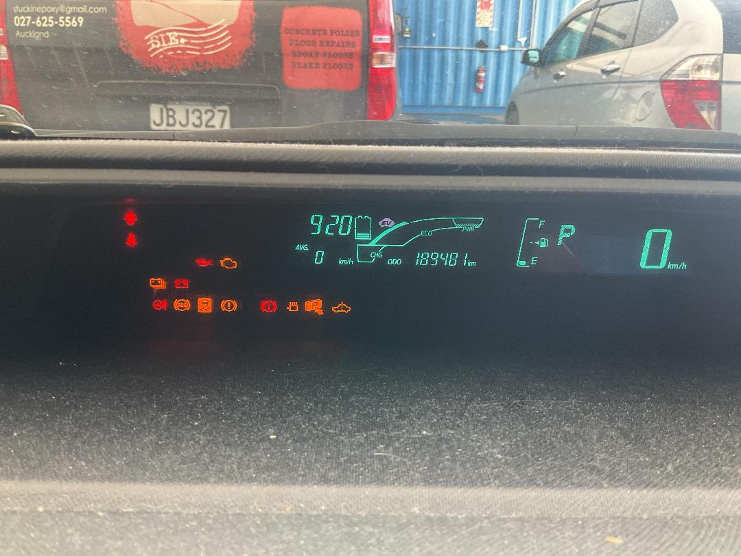 Photo '8' of Toyota Aqua Hybrid Photo '8' of Toyota Aqua Hybrid