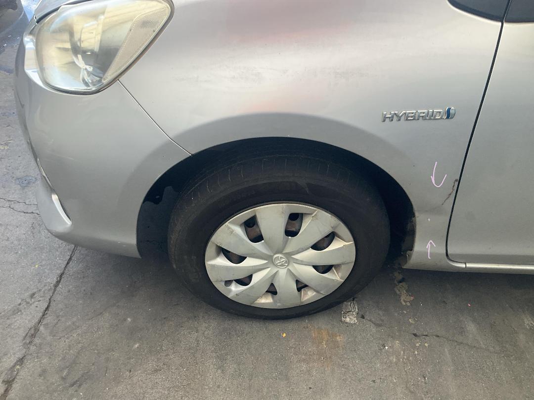 Photo '16' of Toyota Aqua Hybrid Photo '16' of Toyota Aqua Hybrid