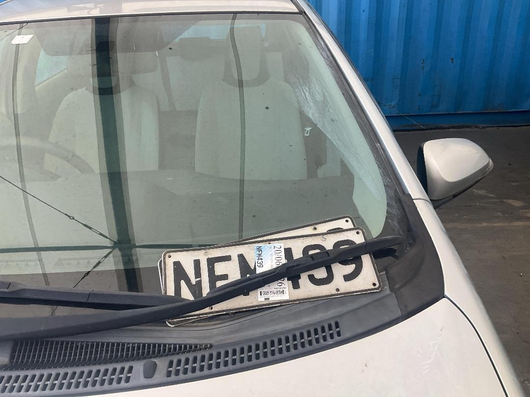 Photo '15' of Toyota Aqua Hybrid Photo '15' of Toyota Aqua Hybrid