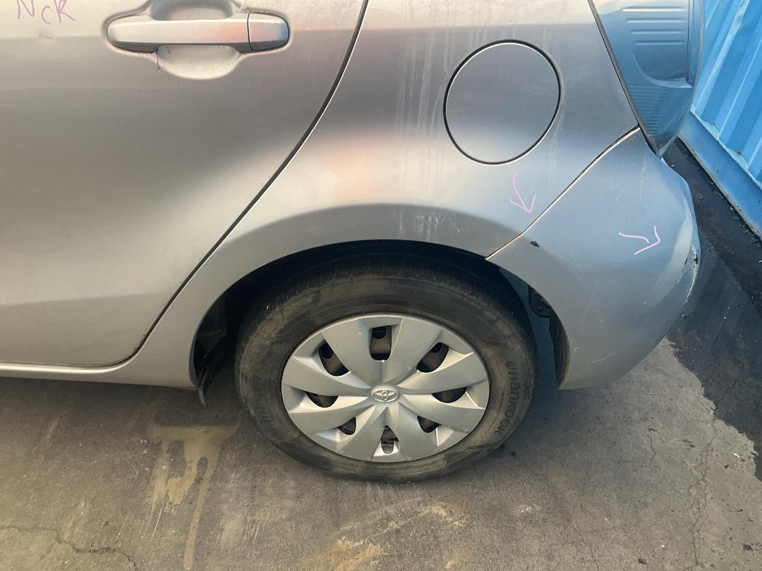 Photo '17' of Toyota Aqua Hybrid Photo '17' of Toyota Aqua Hybrid