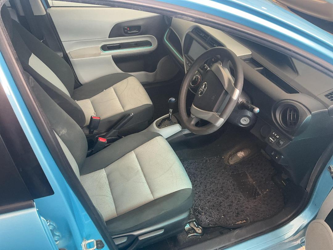 Photo '19' of Toyota Aqua Hybrid Photo '19' of Toyota Aqua Hybrid