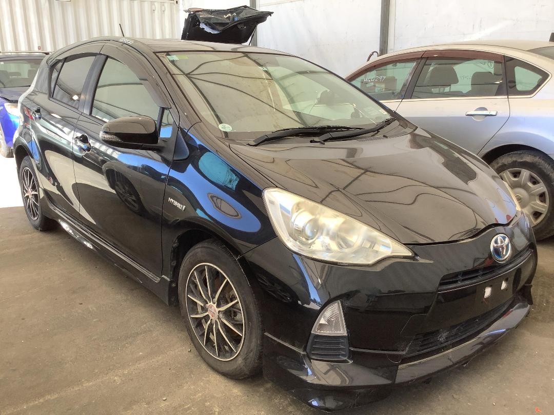 Photo '4' of Toyota Aqua Photo '4' of Toyota Aqua