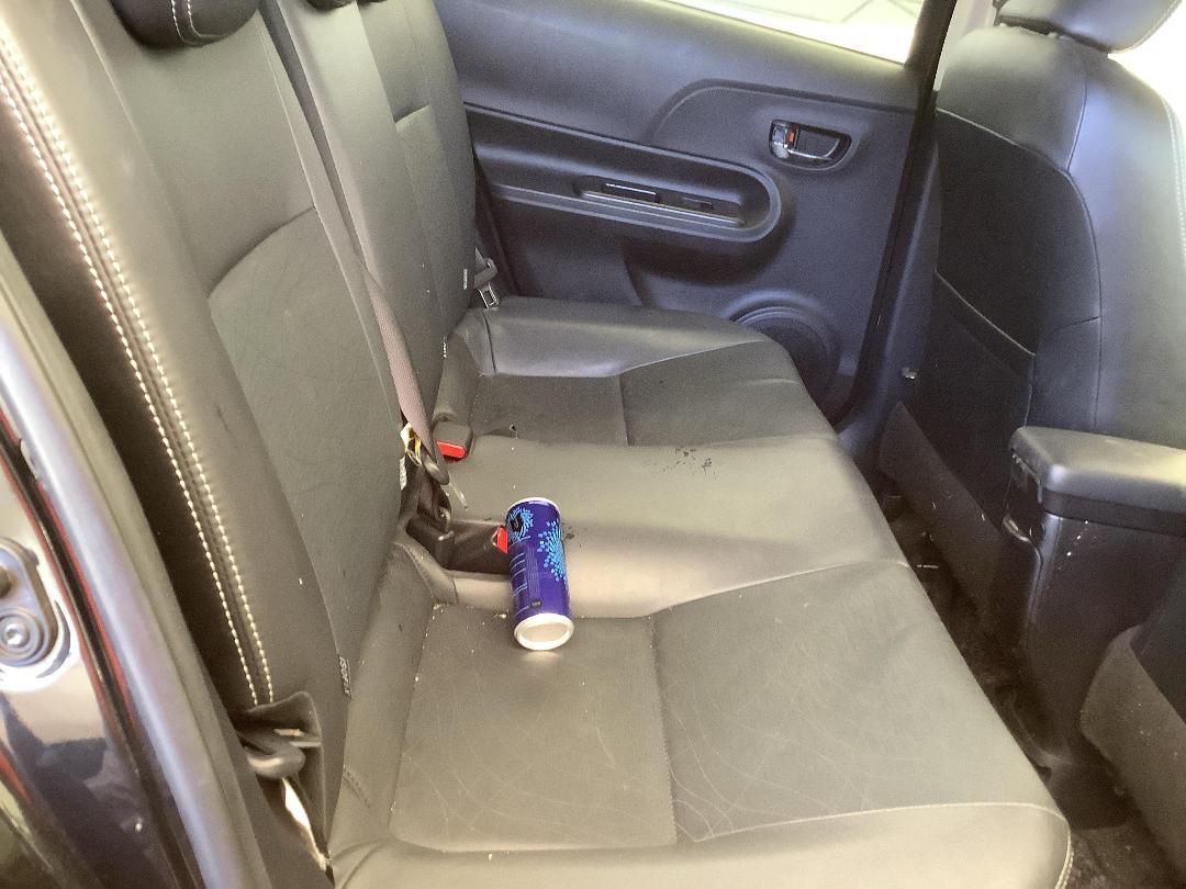 Photo '8' of Toyota Aqua Photo '8' of Toyota Aqua