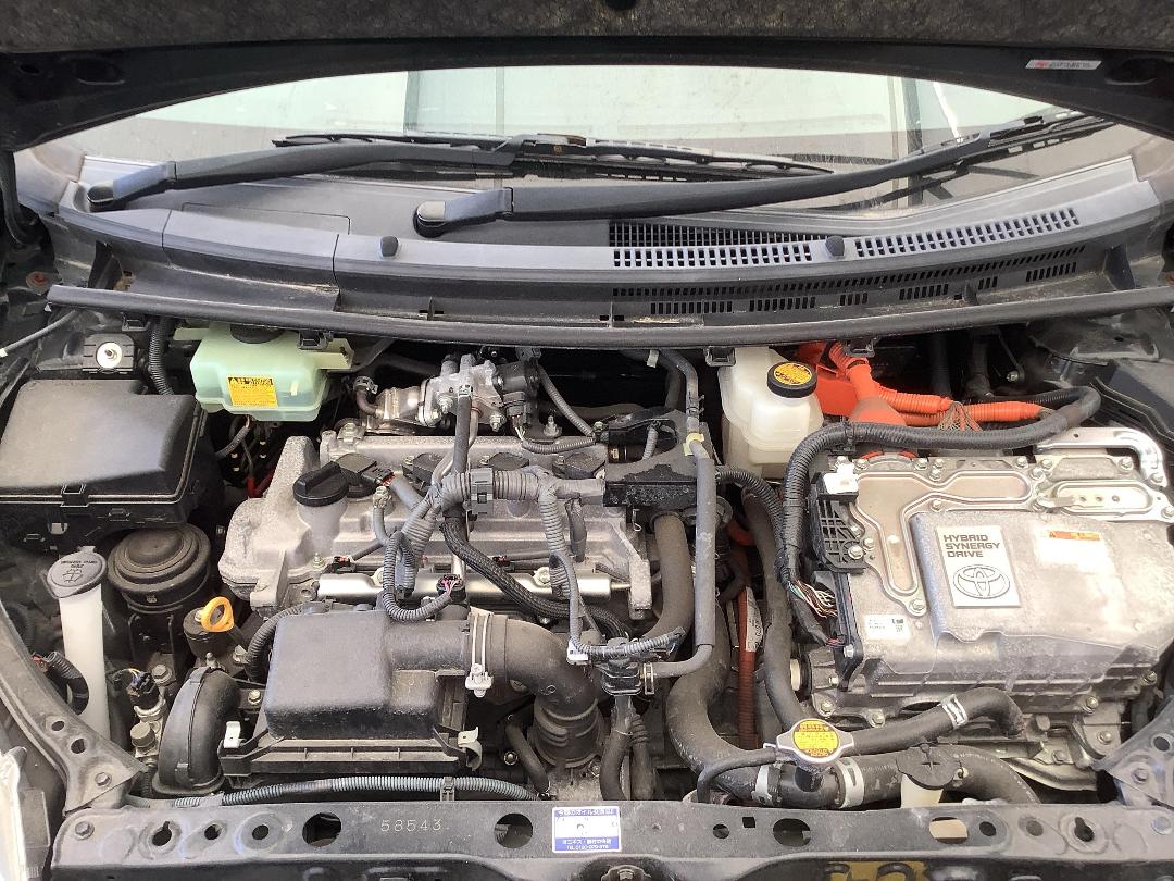 Photo '10' of Toyota Aqua Photo '10' of Toyota Aqua