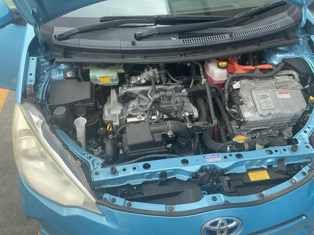 Photo '14' of Toyota Aqua Photo '14' of Toyota Aqua