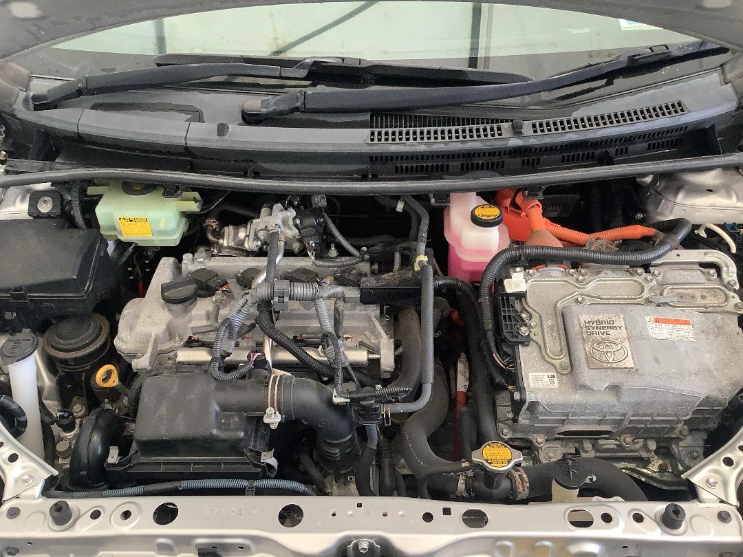 Photo '11' of Toyota Aqua Photo '11' of Toyota Aqua