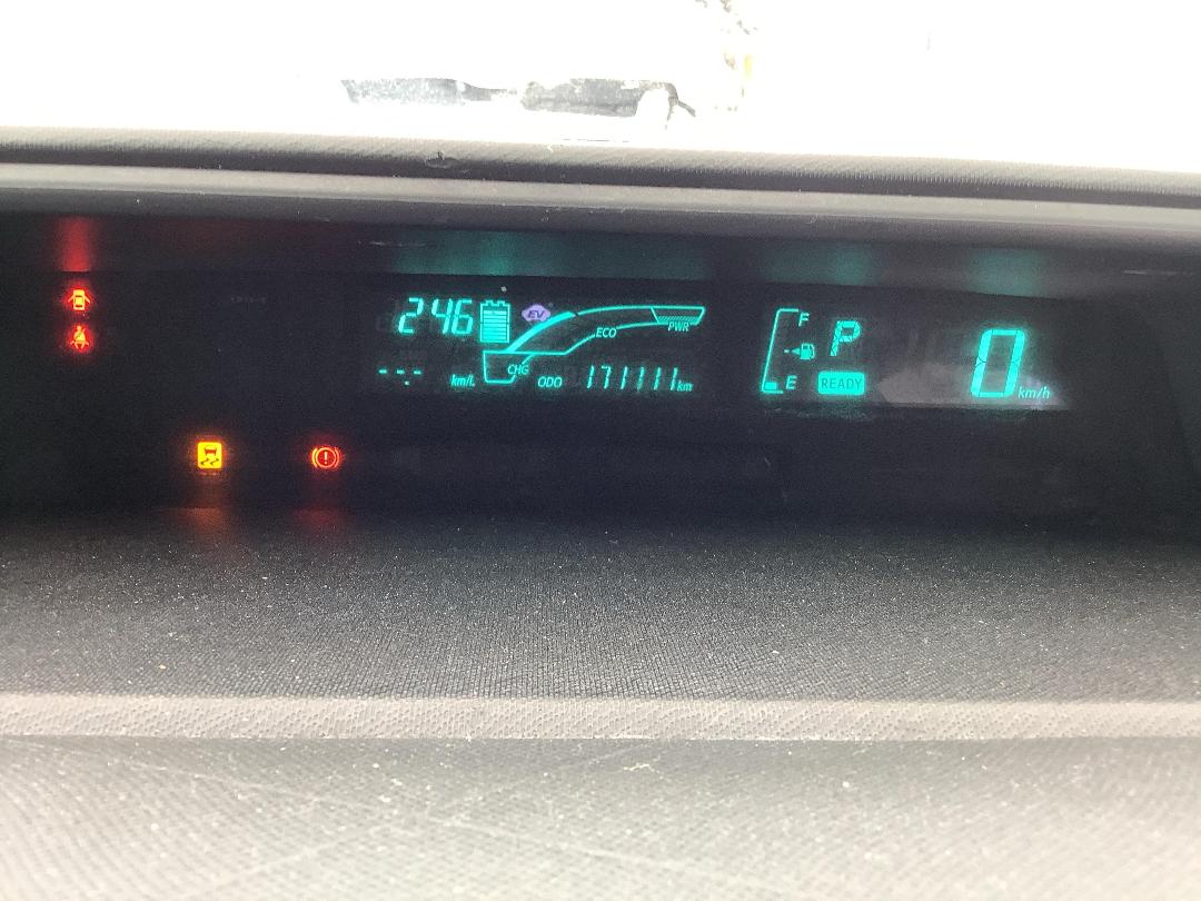 Photo '16' of Toyota Aqua Photo '16' of Toyota Aqua