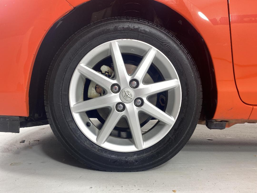 Photo '10' of Toyota Aqua