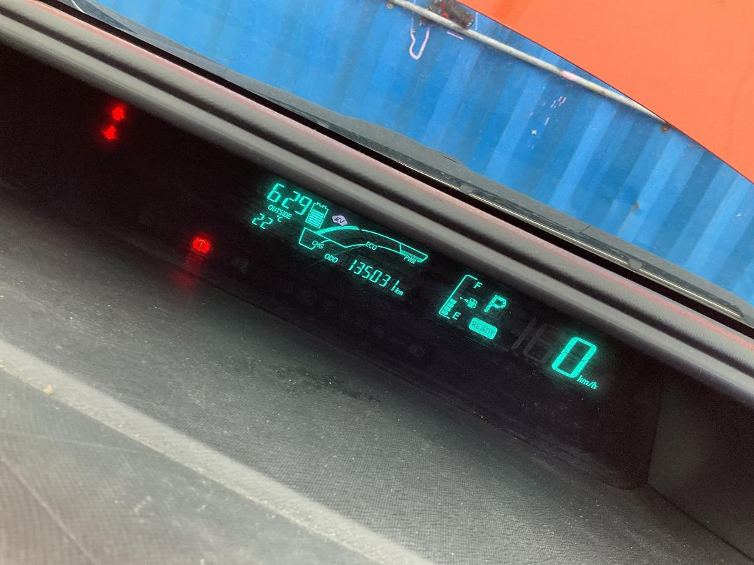 Photo '17' of Toyota Aqua Hybrid