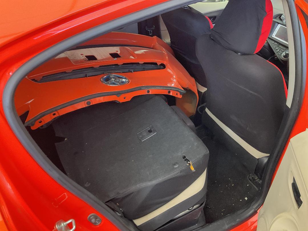 Photo '20' of Toyota Aqua Hybrid