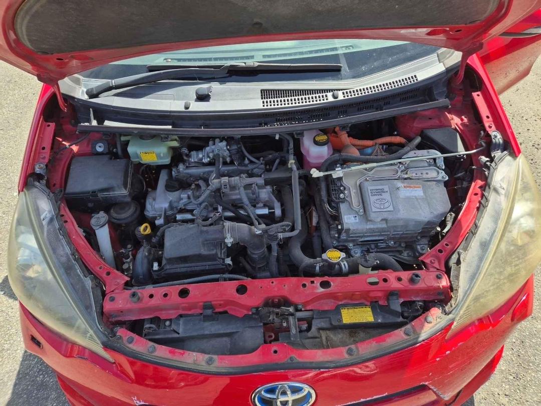 Photo '20' of Toyota Aqua Photo '20' of Toyota Aqua