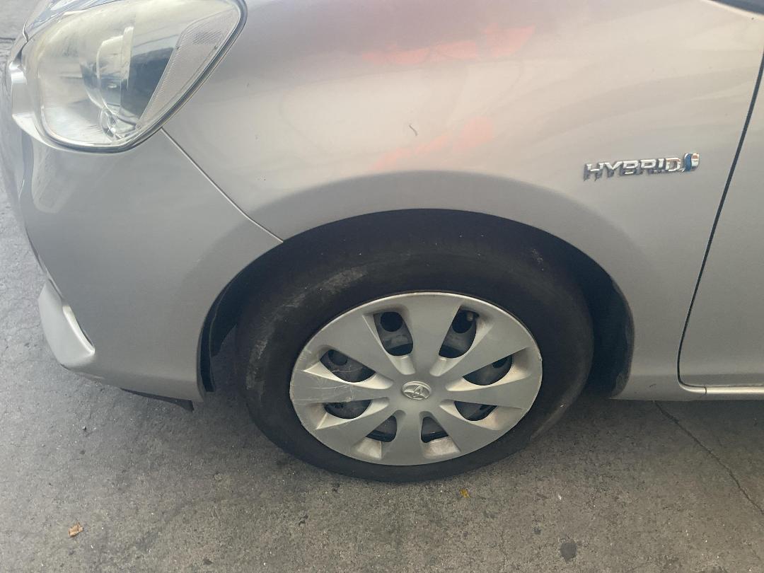 Photo '17' of Toyota Aqua Photo '17' of Toyota Aqua