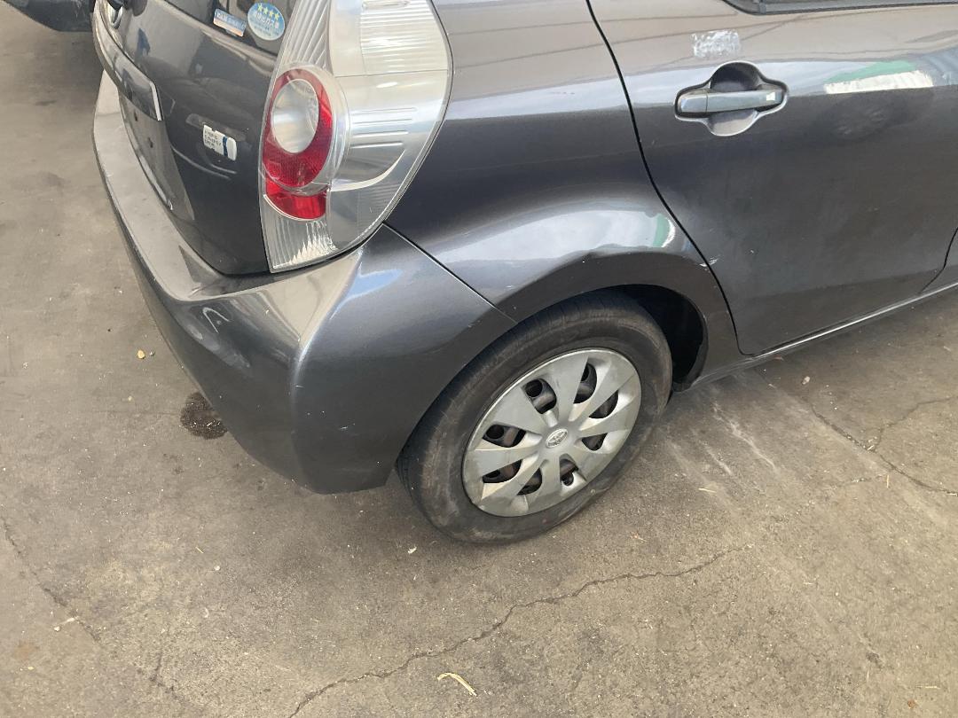 Photo '16' of Toyota Aqua Hybrid Photo '16' of Toyota Aqua Hybrid