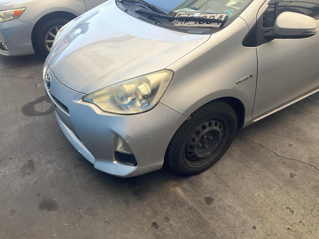 Photo '6' of Toyota Aqua Hybrid