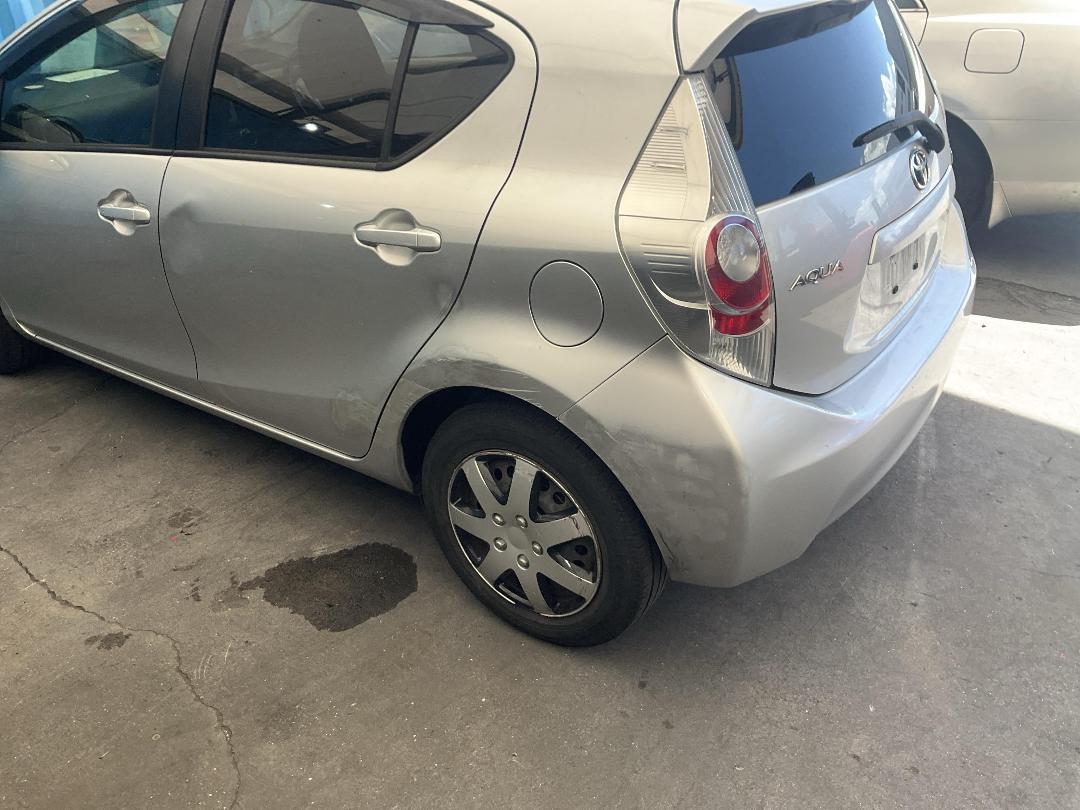 Photo '10' of Toyota Aqua Hybrid