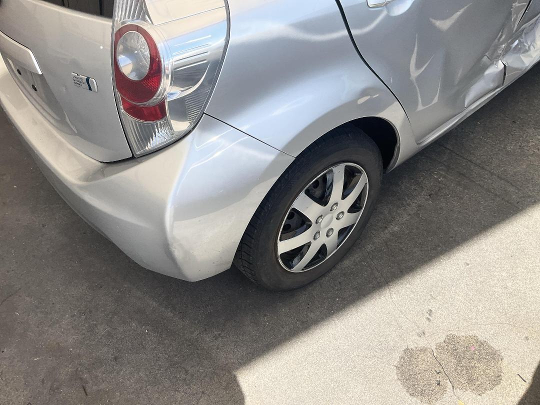 Photo '12' of Toyota Aqua Hybrid