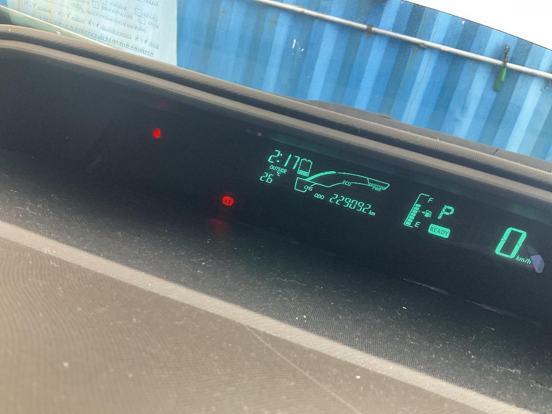 Photo '16' of Toyota Aqua Hybrid