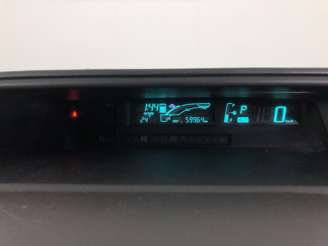 Photo '21' of Toyota Aqua Photo '21' of Toyota Aqua